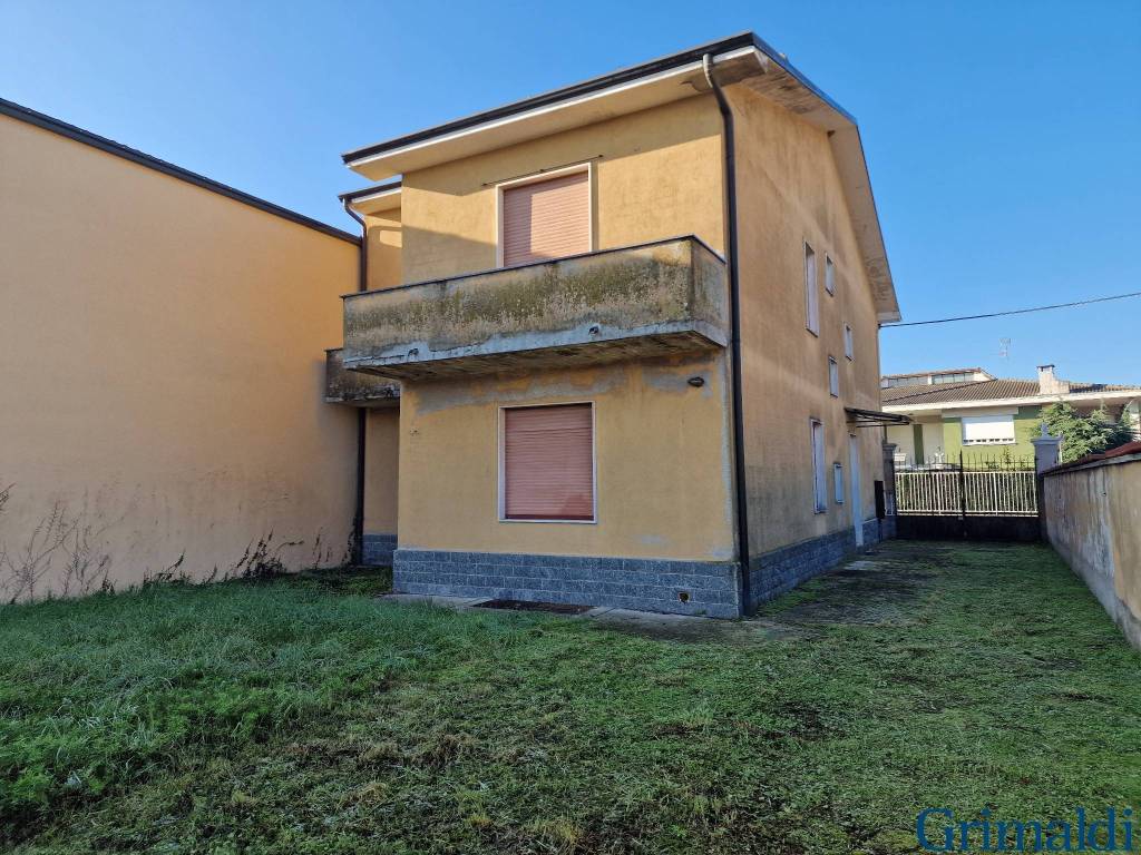 Villa a Marcallo con casone in Via Giacomo Matteotti - Foto 3