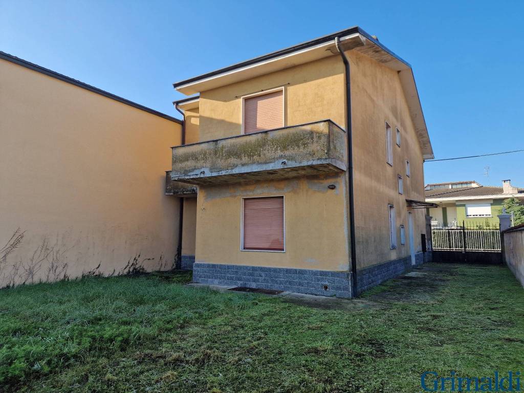 Villa a Marcallo con casone in Via Giacomo Matteotti - Foto 5