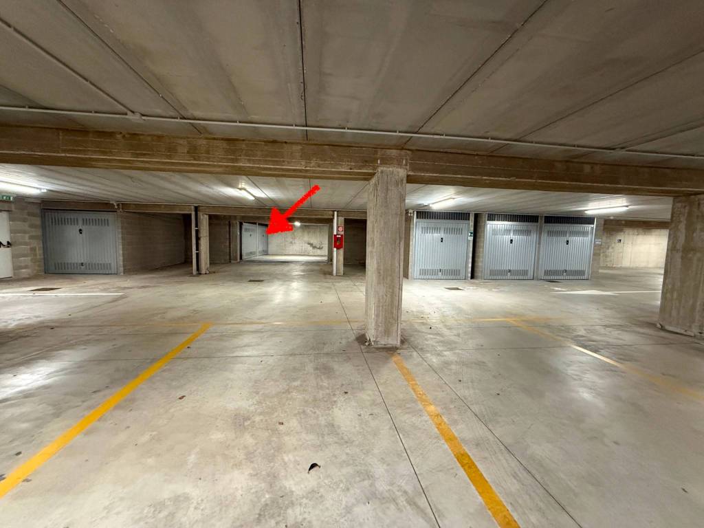Box / garage a Tradate in Via Alfonso La Marmora, 4 - Foto 3