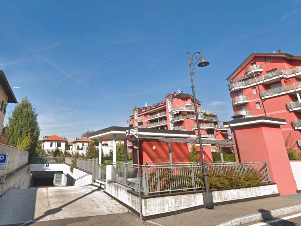 Box / garage a Tradate in Via Alfonso La Marmora, 4 - Foto 5