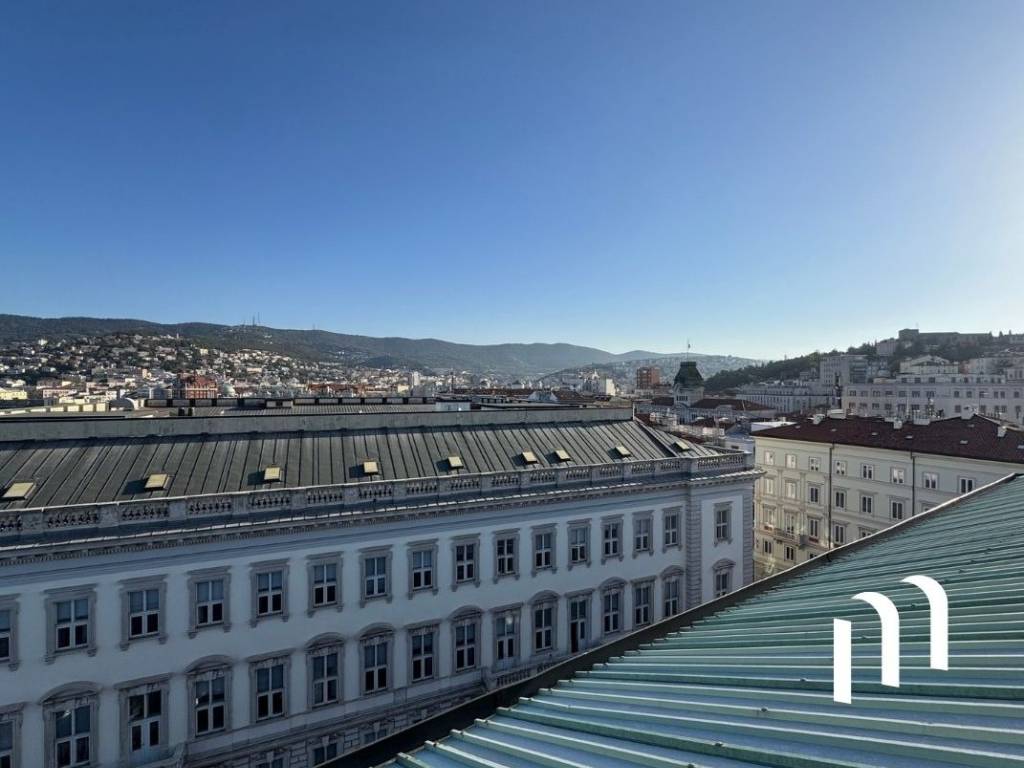 Attico / mansarda a Trieste in Via di Mercato Vecchio - Foto 4