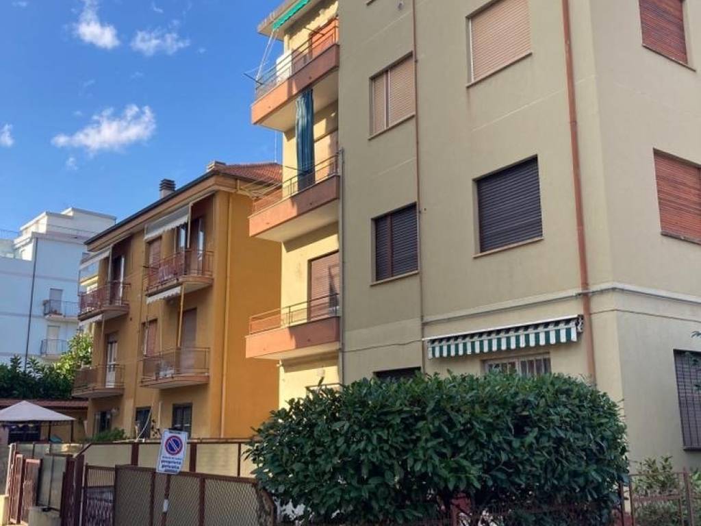 Appartamento a Loano in Via Gioacchino Rossini - Foto 2