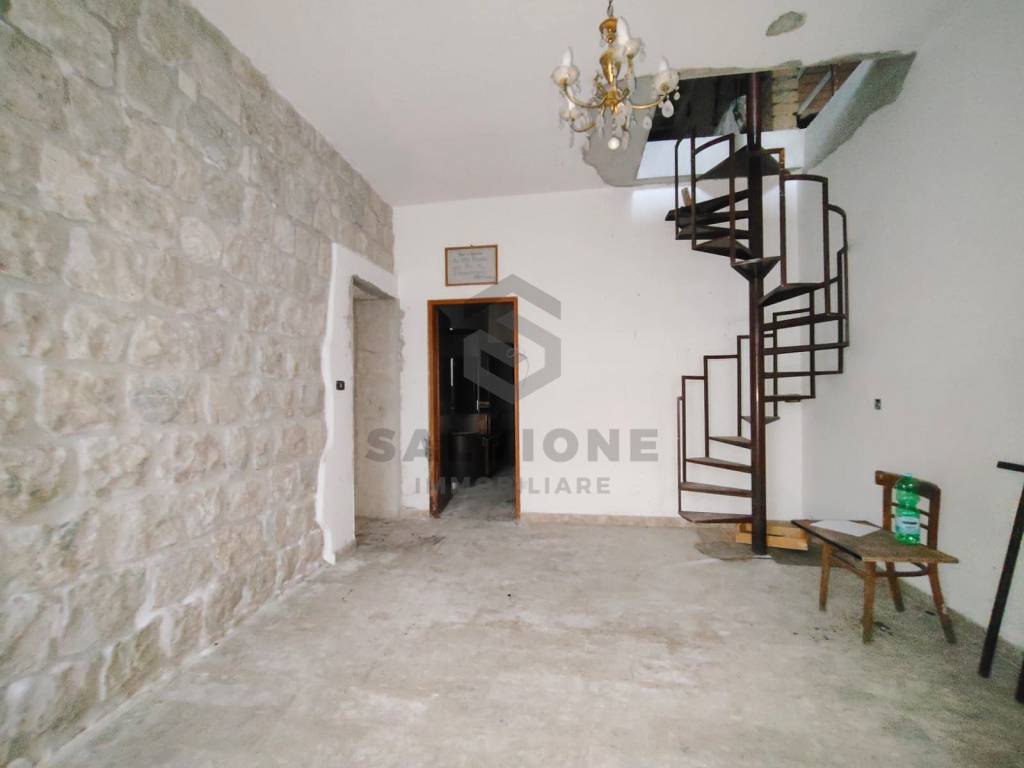 Casa indipendente a Cusano mutri in Via Ariella - Foto 3