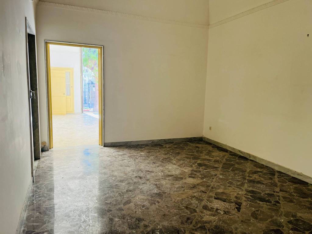 Appartamento a Mola di bari in Via Guglielmo Oberdan, 40 - Foto 2