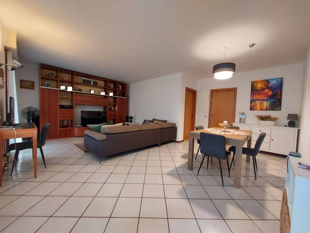 Appartamento a Pesaro in Via Luigi Tomasini - Foto 3