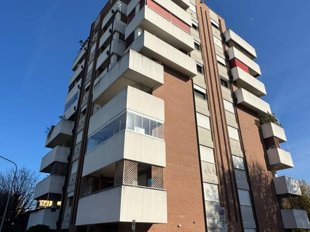 Appartamento a Bologna in Via Marco Emilio Lepido - Foto 2