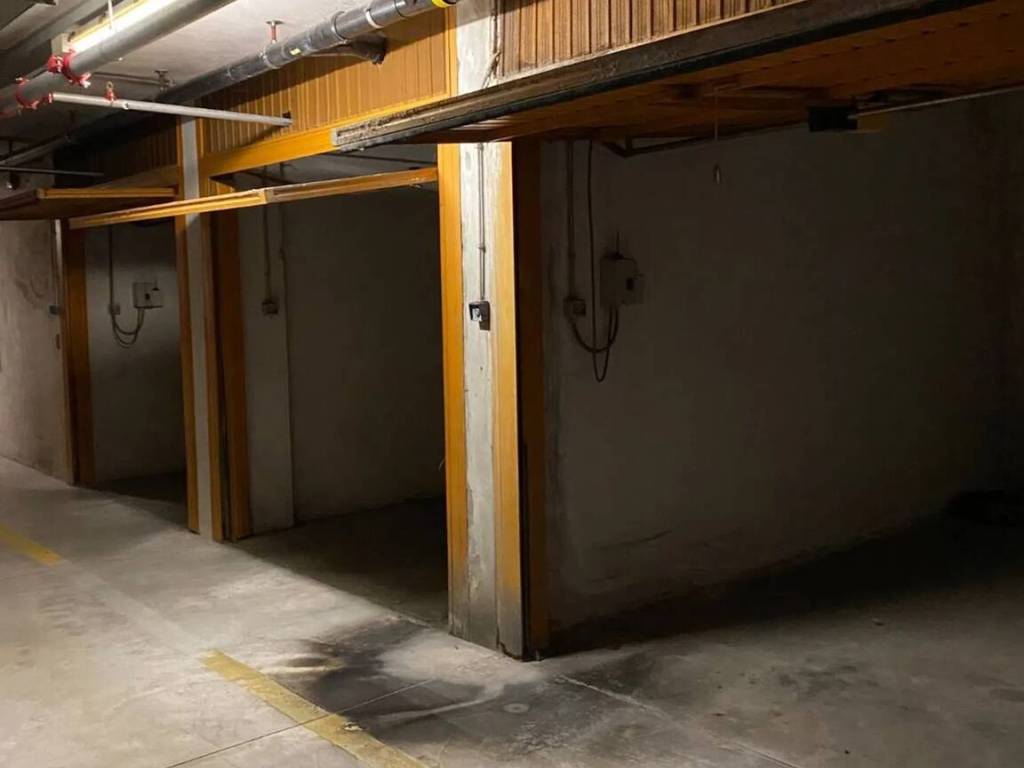Box / garage a Bassano del grappa in Vicolo J. Da Ponte - Foto 2