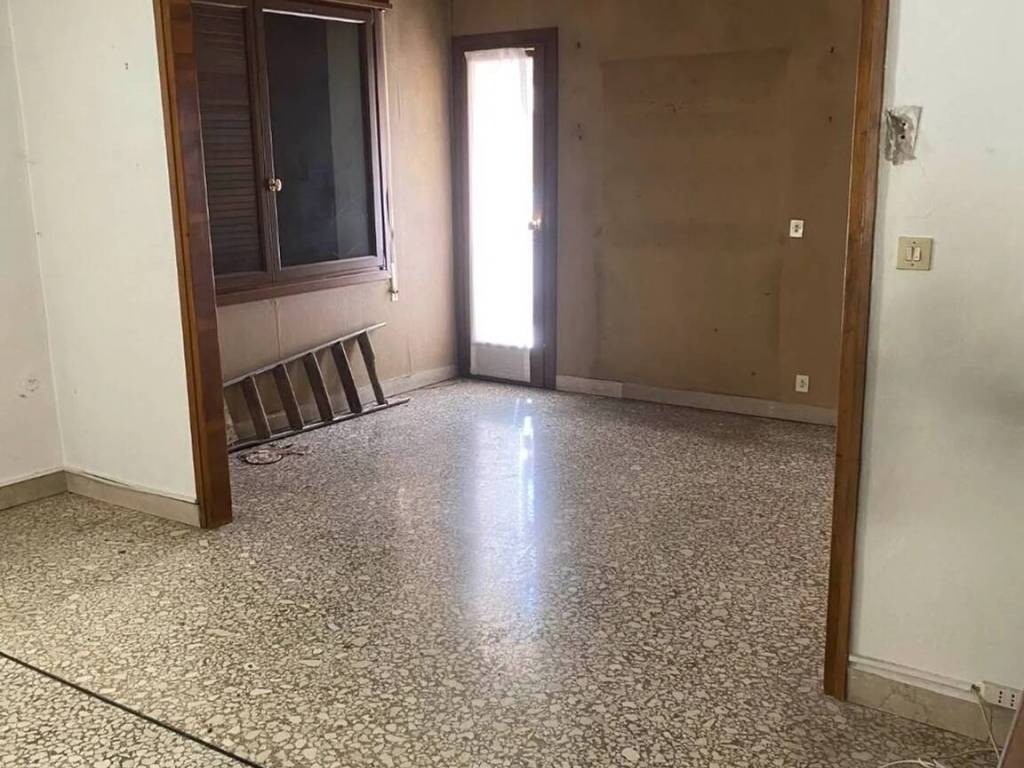 Palazzo / stabile a Bassano del grappa in Viale Delle Fosse - Foto 5