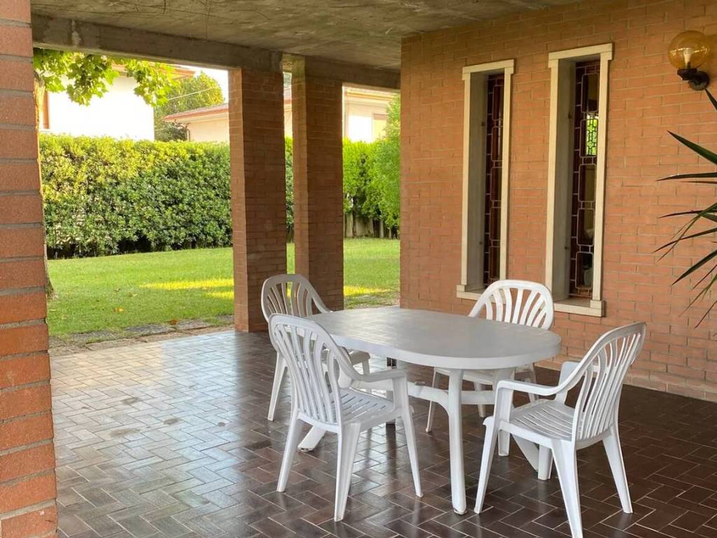 Villa a Bassano del grappa in Viale Venezia - Foto 2