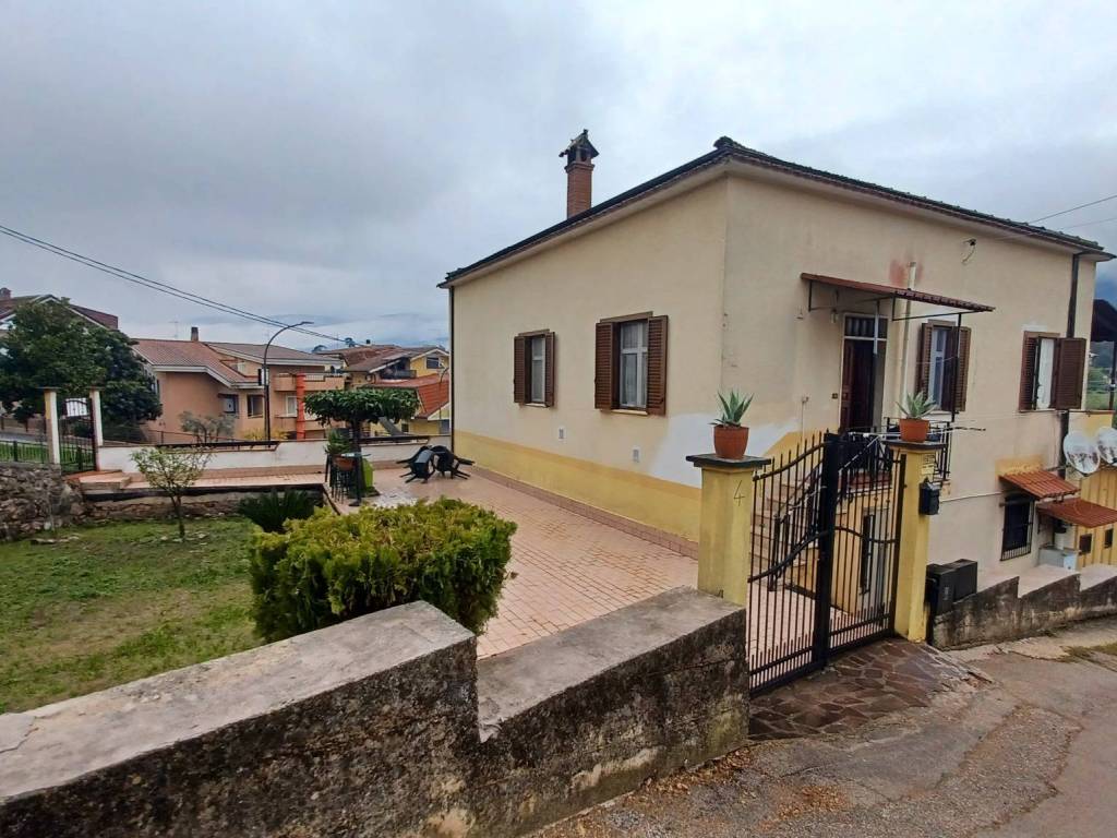 Appartamento a Amaseno in Via Boccatopa - Foto 2