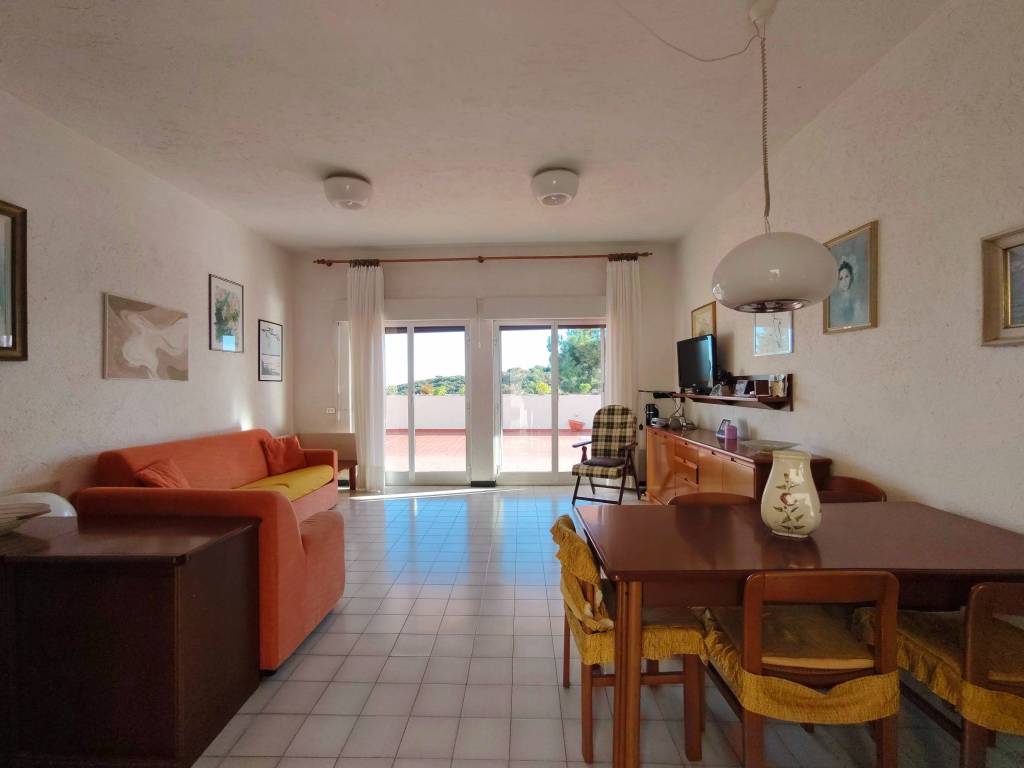 Appartamento a Finale ligure in Via Marco Polo - Foto 3
