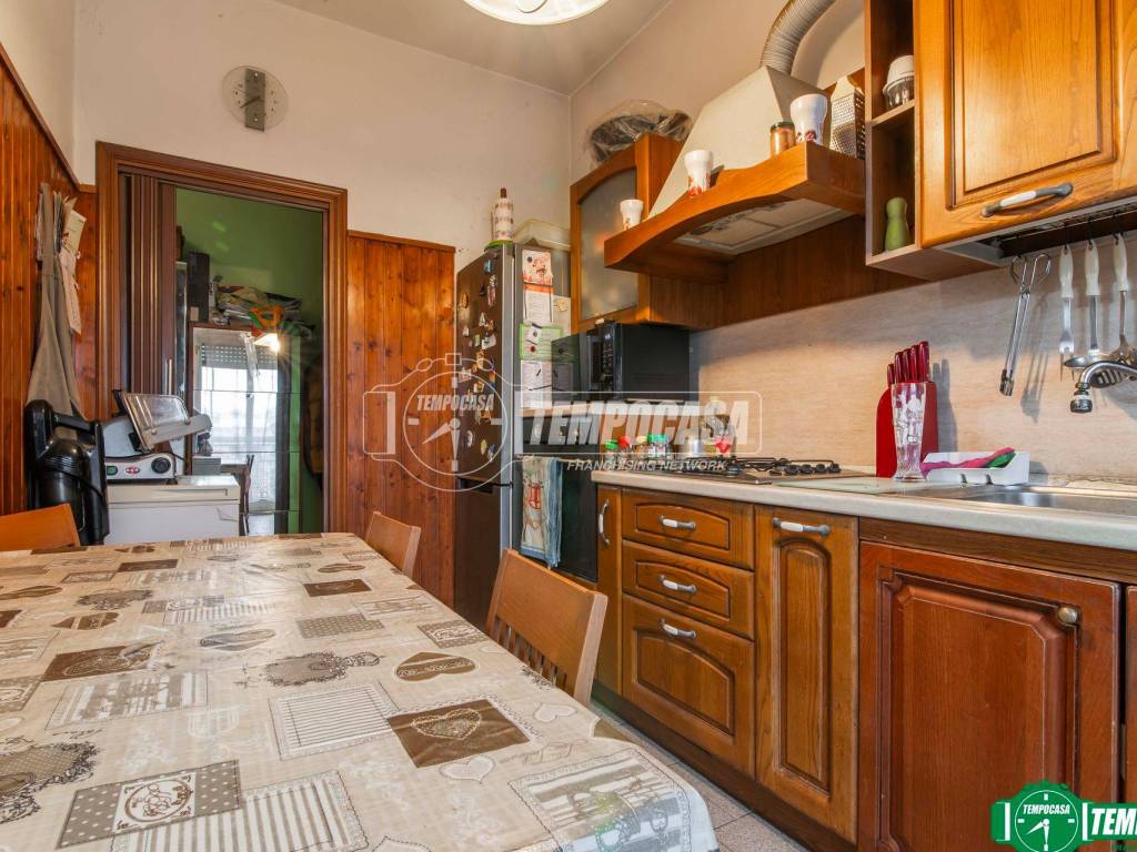 Appartamento a Garbagnate milanese in Via Signorelli - Foto 5
