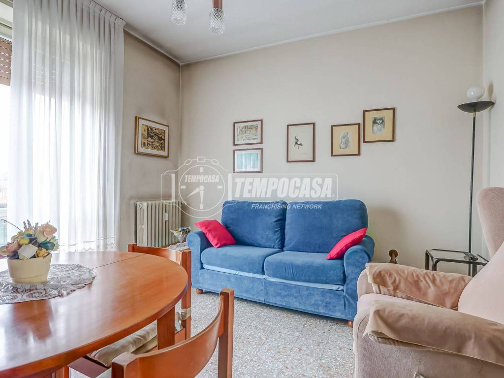 Appartamento a Somma lombardo in Via Trieste 3 - Foto 2