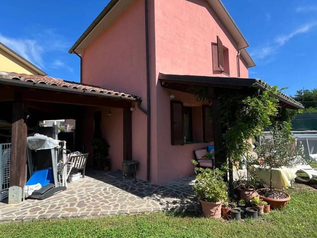 Villa a Bagni di lucca in Località Le Salde - Foto 5