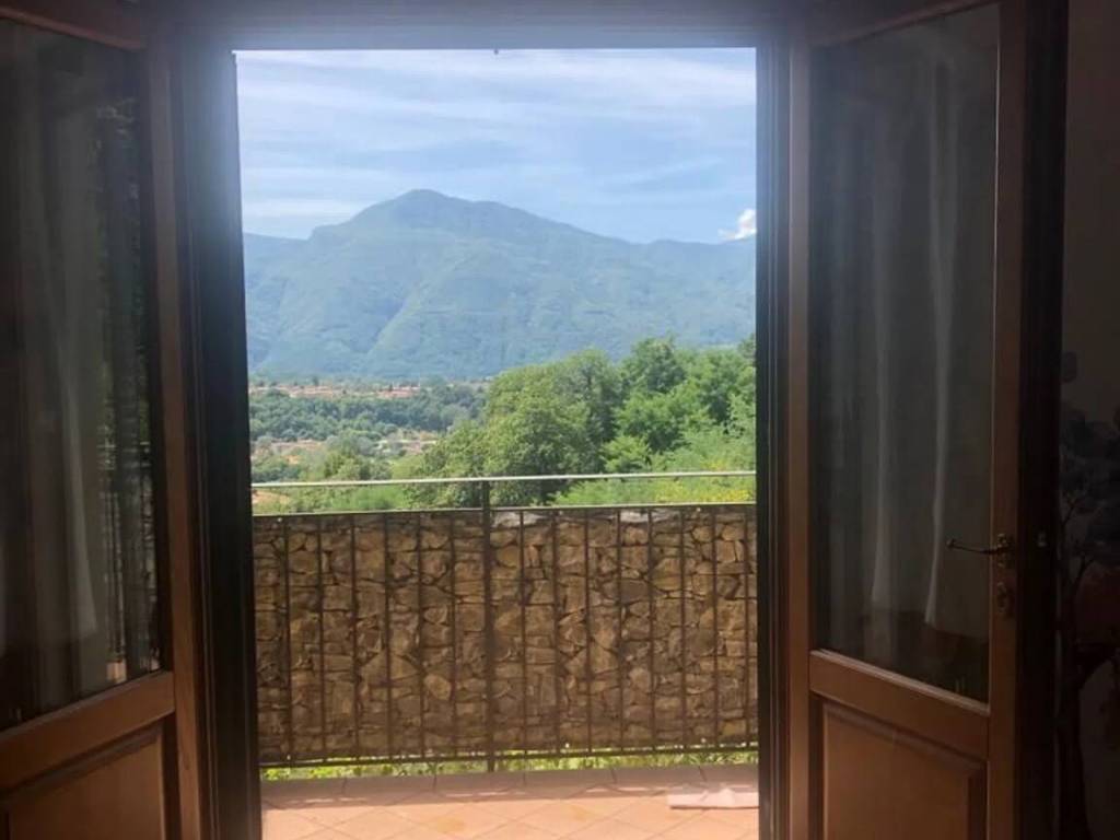 Villa a Barga in Località Capanelle, 3 - Foto 2