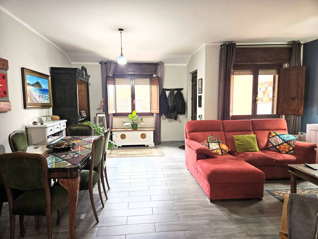 Villetta a schiera a Sant'antioco in Via Renzo Laconi, 29 - Foto 4