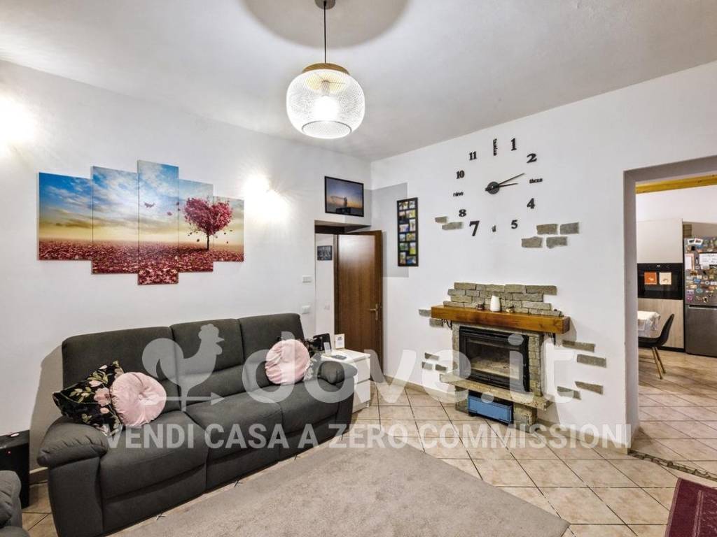 Villa a Somma lombardo in Via Rughetta, 6 - Foto 2