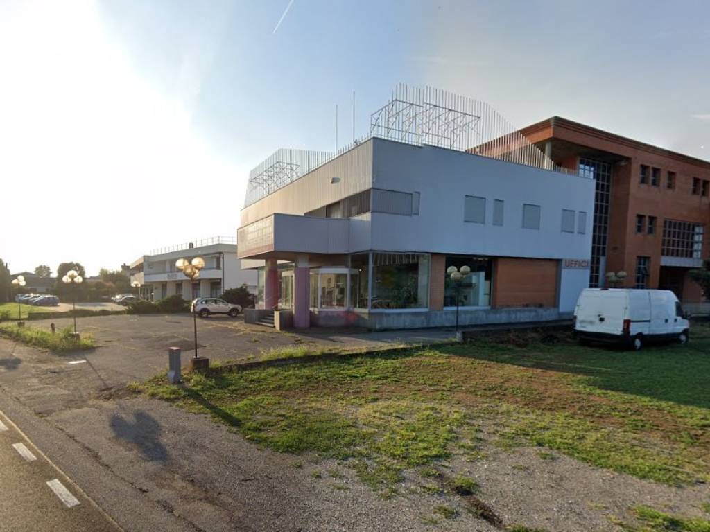 Palazzo / stabile a Saronno in Viale Lombardia - Foto 2