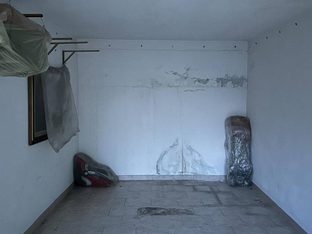 Box / garage a Trecate in Via Mezzano - Foto 2
