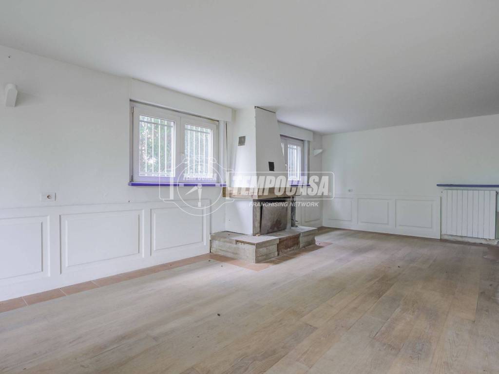 Villa a Sesto calende in Via Cocquo - Foto 4