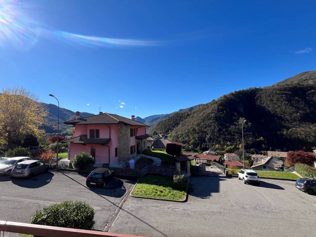 Appartamento a Zogno in Via Brolo, 6 - Foto 2