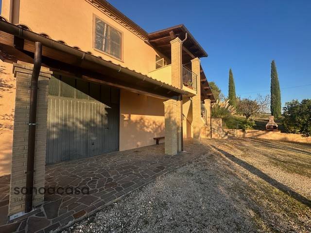 Casa indipendente a Mondavio in Contrada La Costa 1 - Foto 3