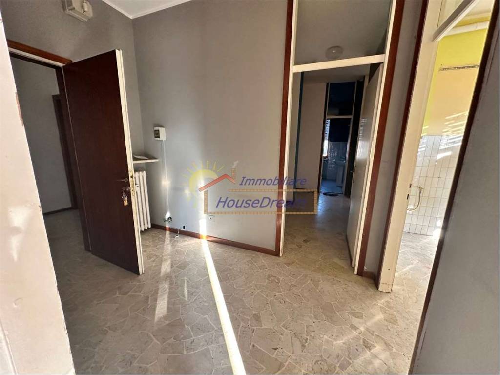 Appartamento a Oleggio - Foto 5