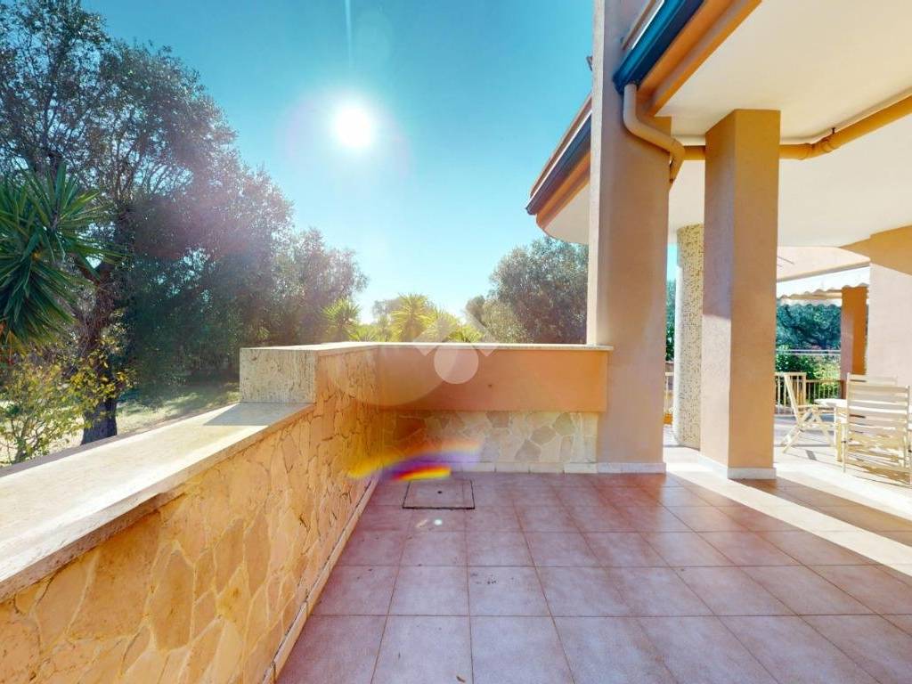 Villa a Francavilla fontana in Contrada C. di noi Inferiore - Foto 2