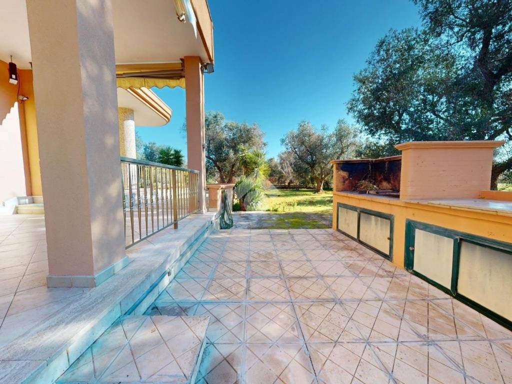 Villa a Francavilla fontana in Contrada C. di noi Inferiore - Foto 4