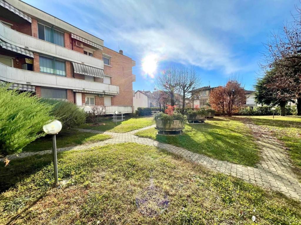 Appartamento a Alba in Corso Michele Coppino , 34 - Foto 2
