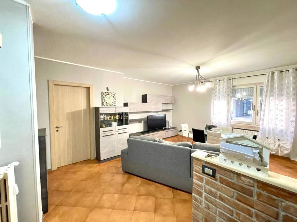 Appartamento a Alba in Corso Michele Coppino , 34 - Foto 3