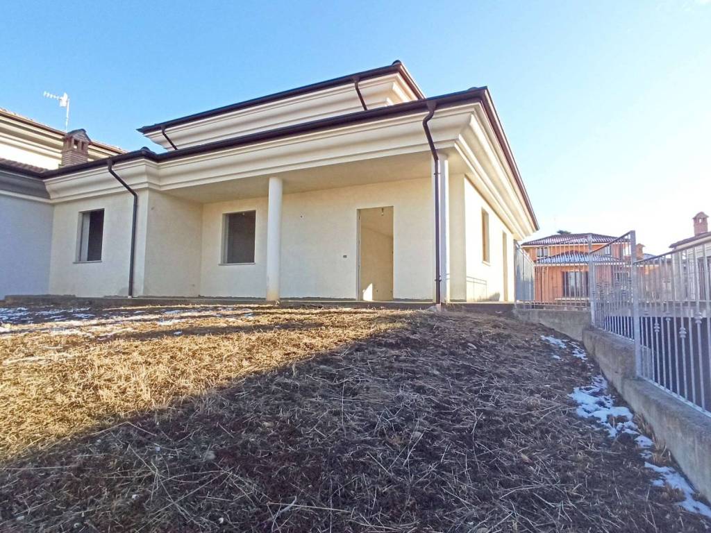 Villa a Carrù in Via Giuseppe Garibaldi - Foto 2