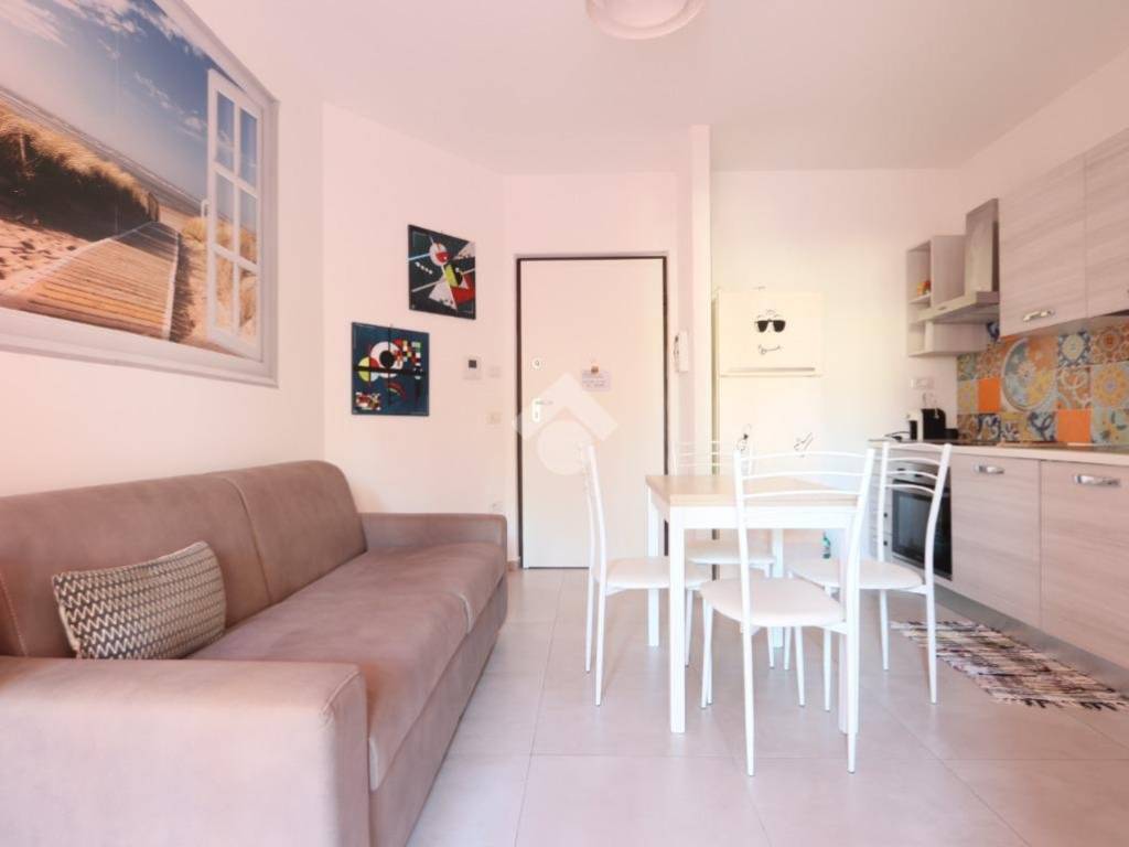 Appartamento a Alba adriatica in Via Merano, 12 - Foto 3