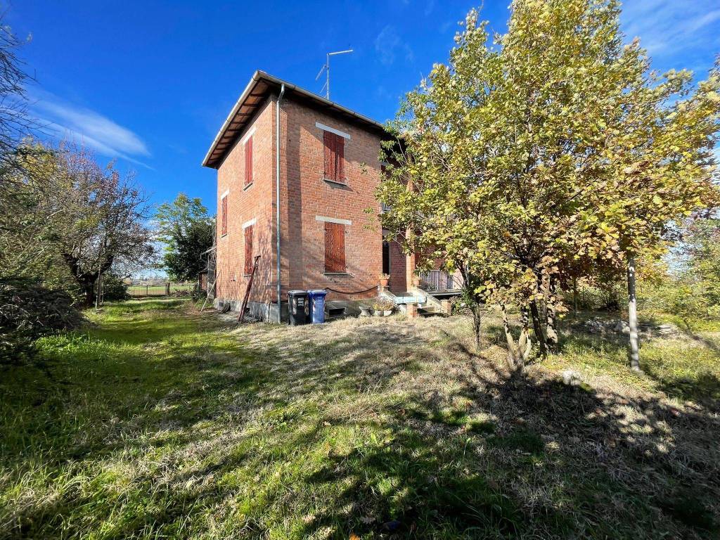 Villa a Collecchio in Via Provinciale, 42 - Foto 2