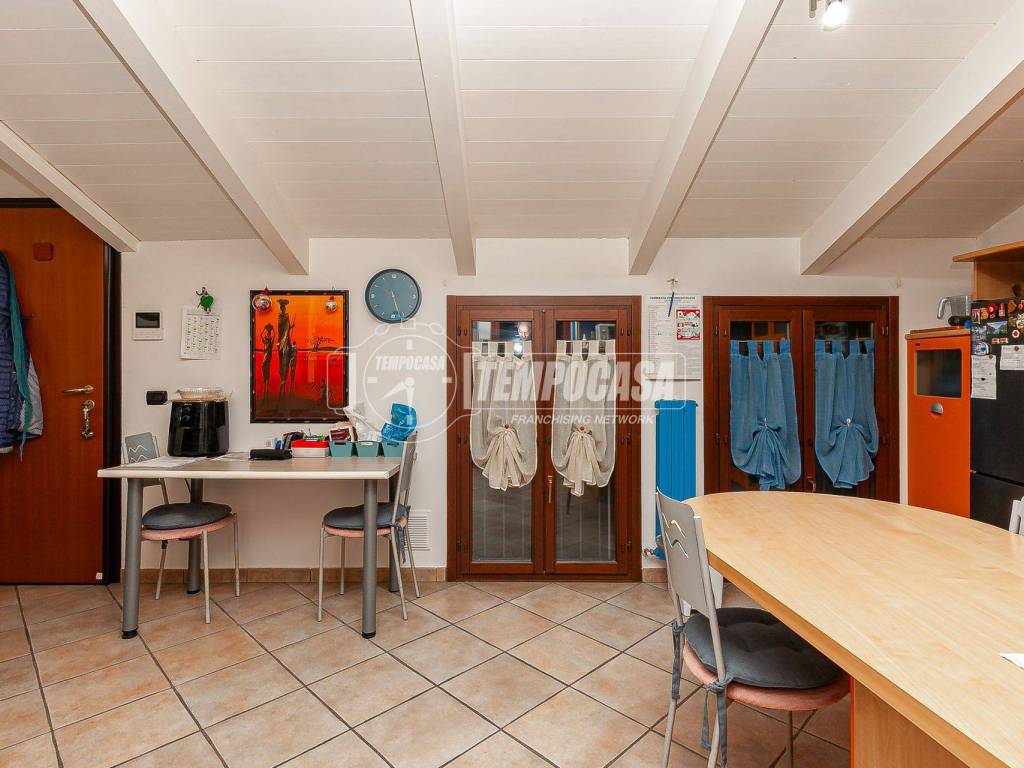 Appartamento a Crevalcore in Via A. Perti 18 - Foto 2