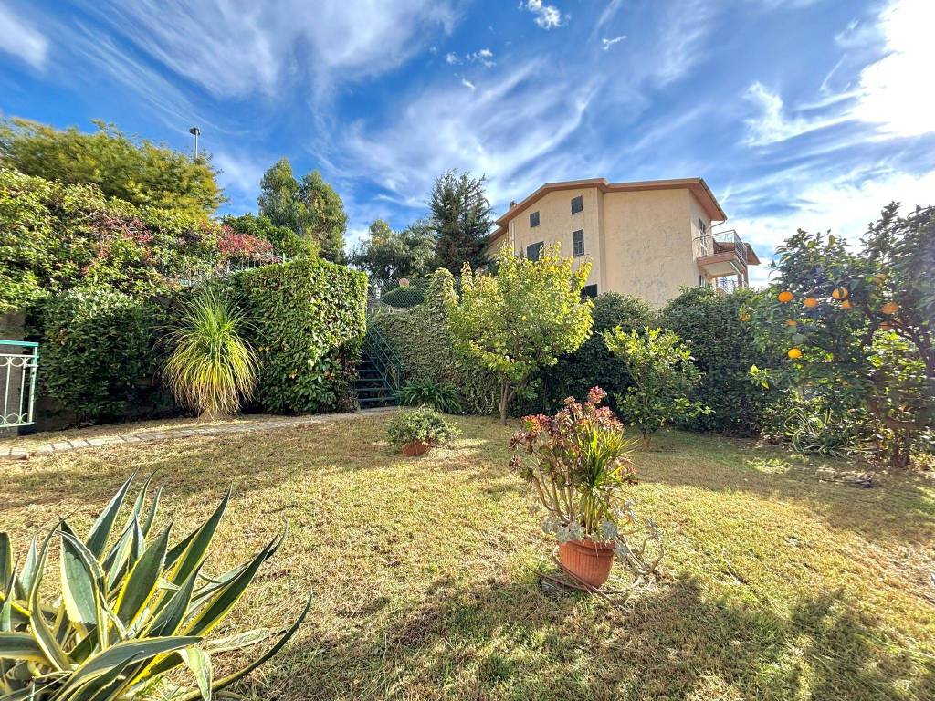 Appartamento a Pietra ligure in Via Piani - Foto 3