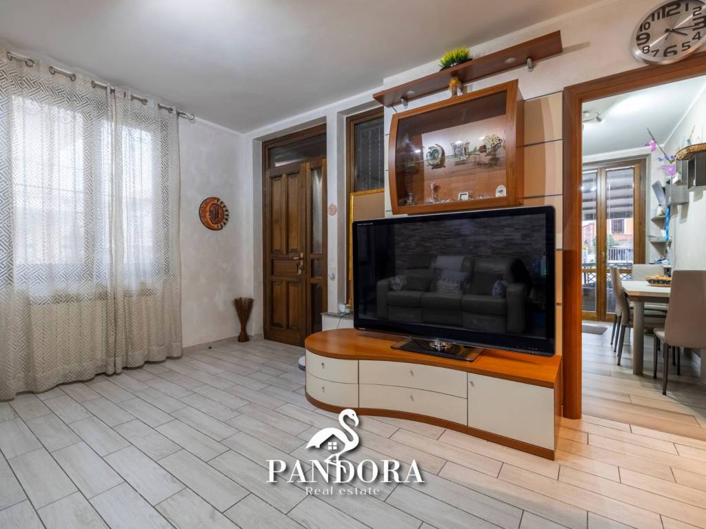 Villa a Gallarate in Via Vignetta, 12 - Foto 2