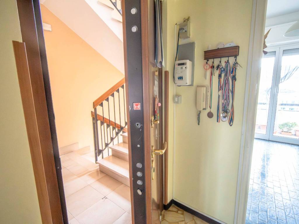 Appartamento a Genova in Via Giovanni Amarena - Foto 5