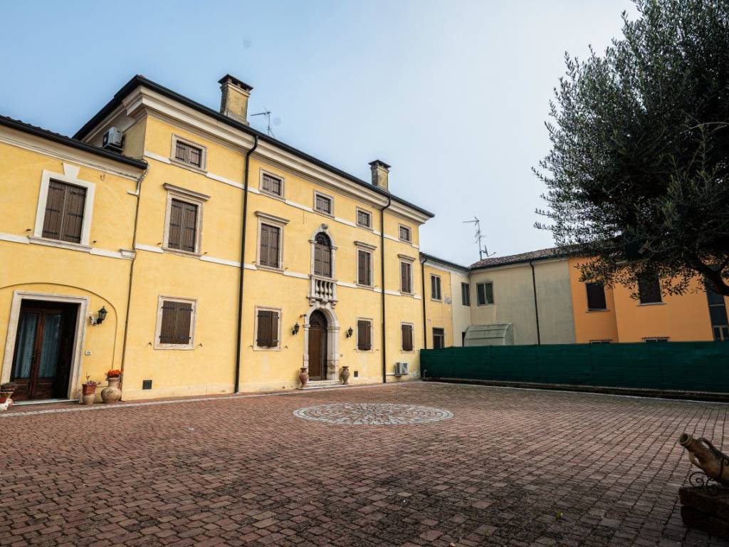 Villa a Salizzole in Via Casale - Foto 2