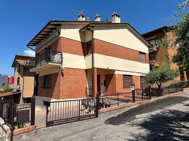 Villa a Perugia in Via Giuseppe Zurli, 1 - Foto 3