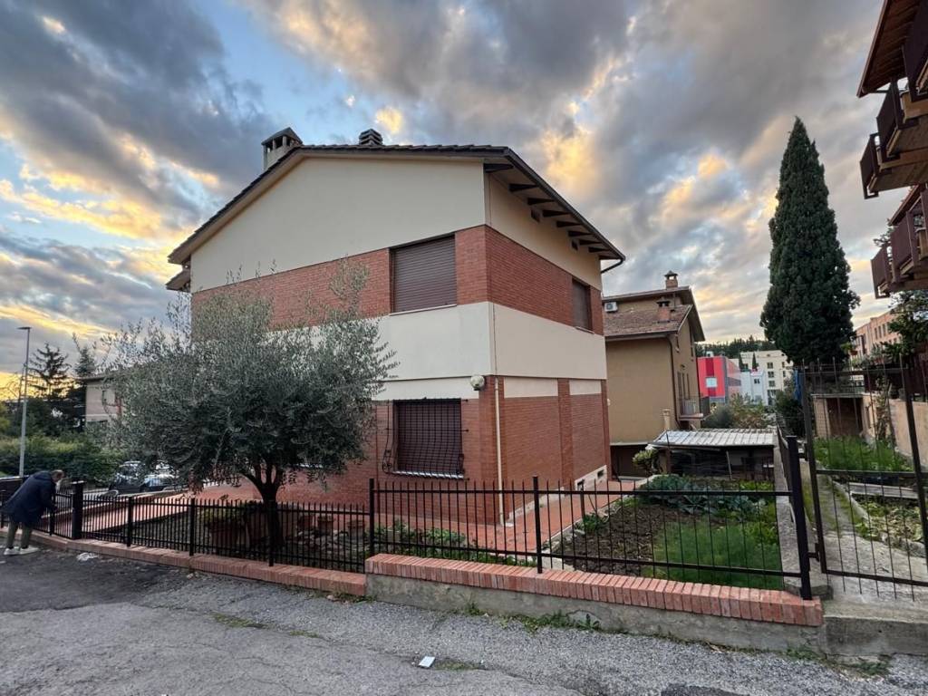 Villa a Perugia in Via Giuseppe Zurli, 1 - Foto 4