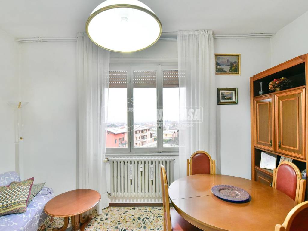 Appartamento a Cantù in Via Vittorio Vergani - Foto 2