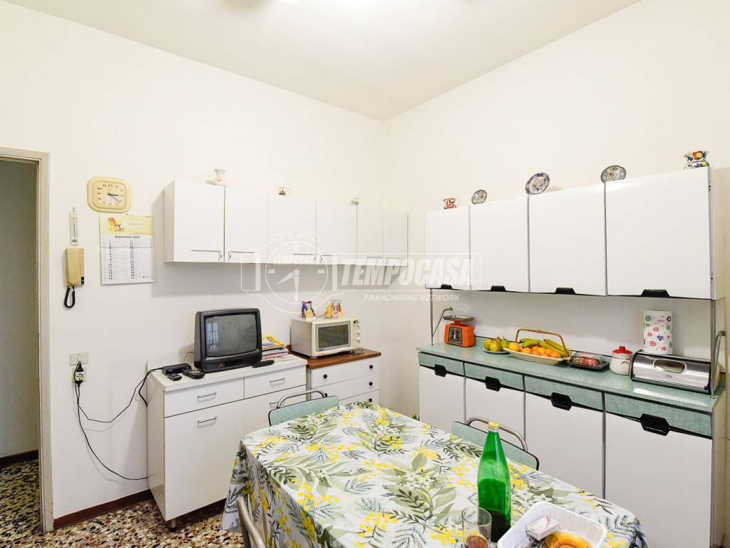 Appartamento a Cantù in Via Vittorio Vergani - Foto 4