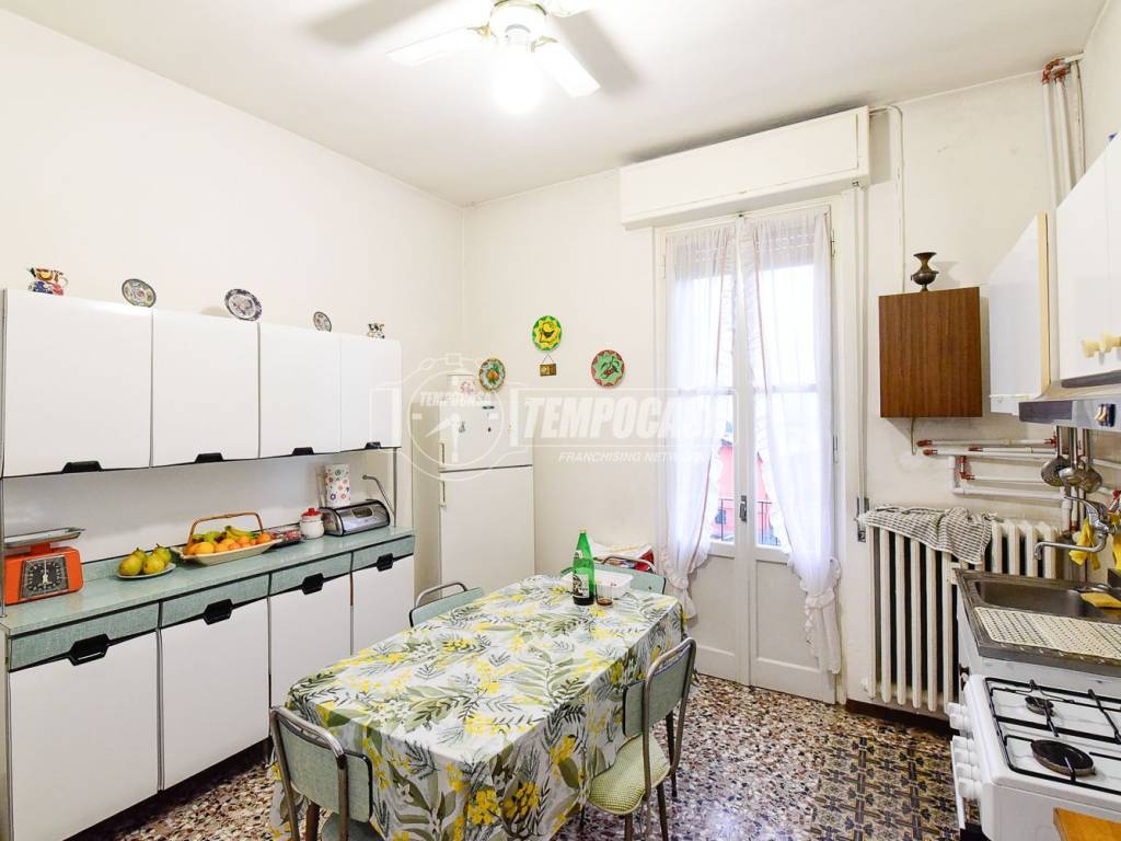 Appartamento a Cantù in Via Vittorio Vergani - Foto 5