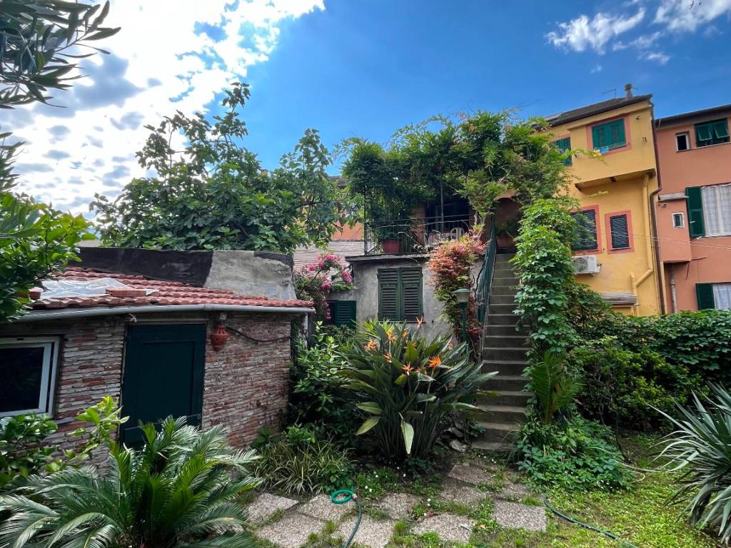 Appartamento a Arenzano in Via Edoardo Ghiglini, 96 - Foto 3