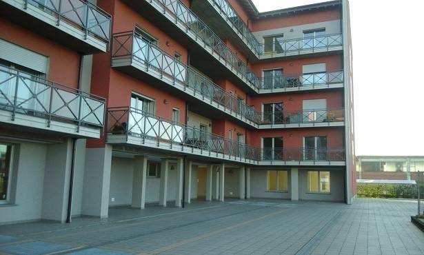 Appartamento a Binasco in Via Guglielmo Marconi, 24 - Foto 5