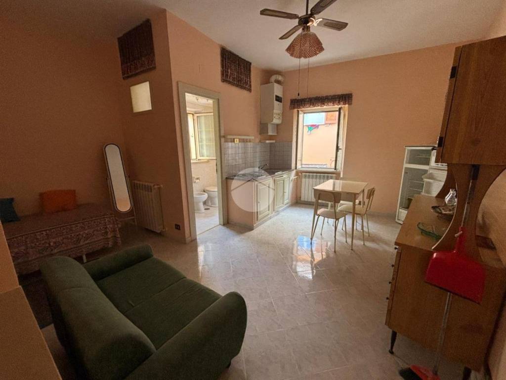Appartamento a Monte porzio catone in Via Guglielmo Oberdan, 16 - Foto 3