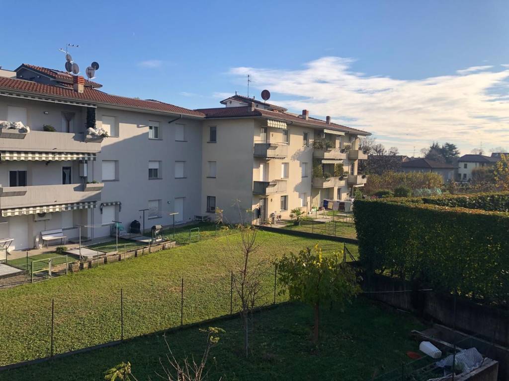 Appartamento a Dalmine in Via Alessandro Manzoni, 55 - Foto 2
