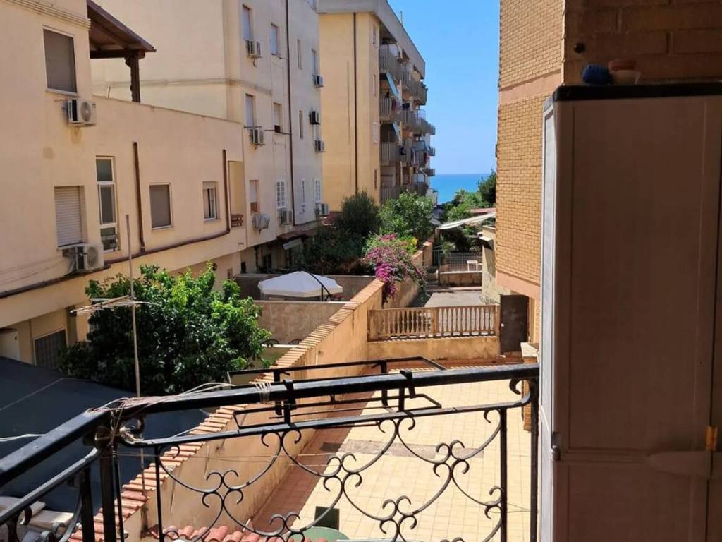 Appartamento a Nettuno in Via Traunreut, 54 - Foto 2