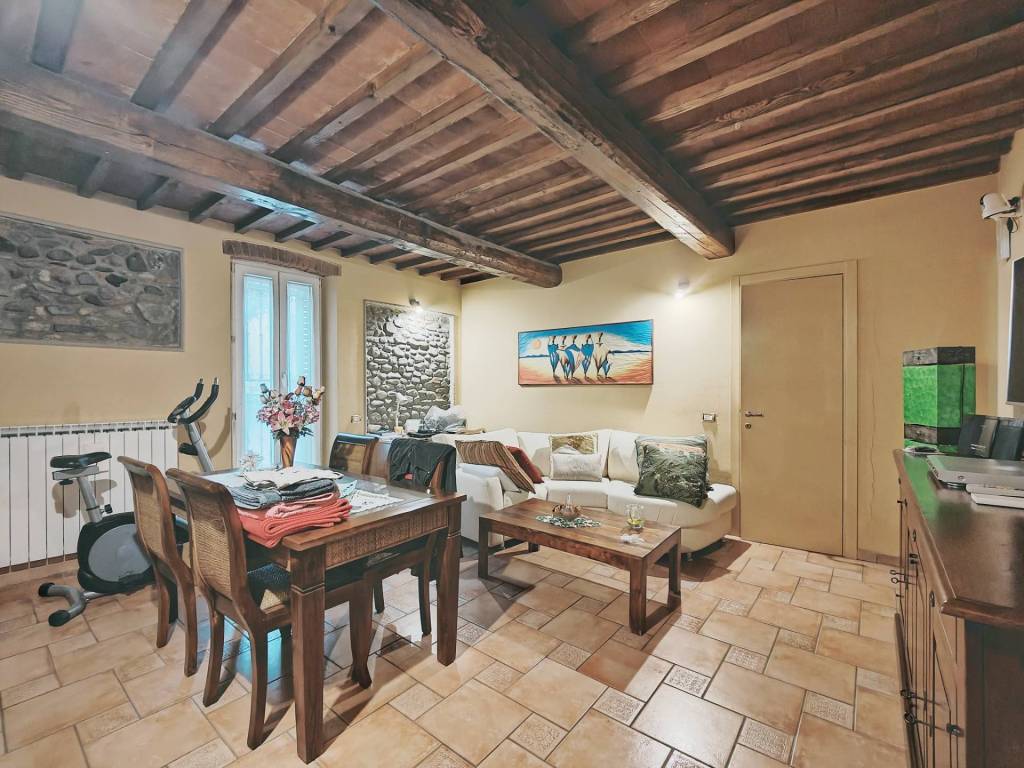 Casa indipendente a Prato in Via del Romito - Foto 4